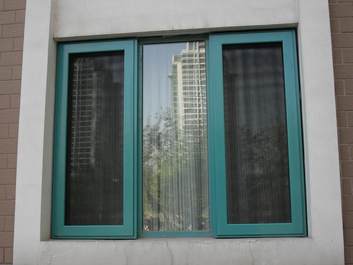 自动隐形纱窗纱门用在哪种门窗上合适？ - 知乎
