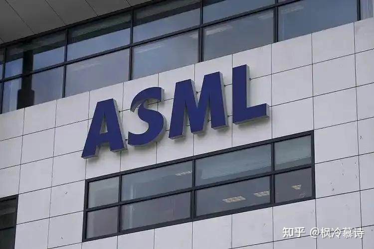 台积电通知其中国客户，从下周开始，所有 7nm 及以下芯片出货将停止。如何看待这一行为？  第9张