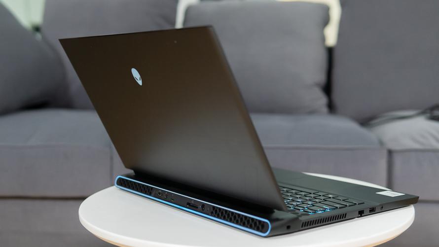 外星人ALIENWARE M17 R2评测:它变强了 也变薄了 - 知乎