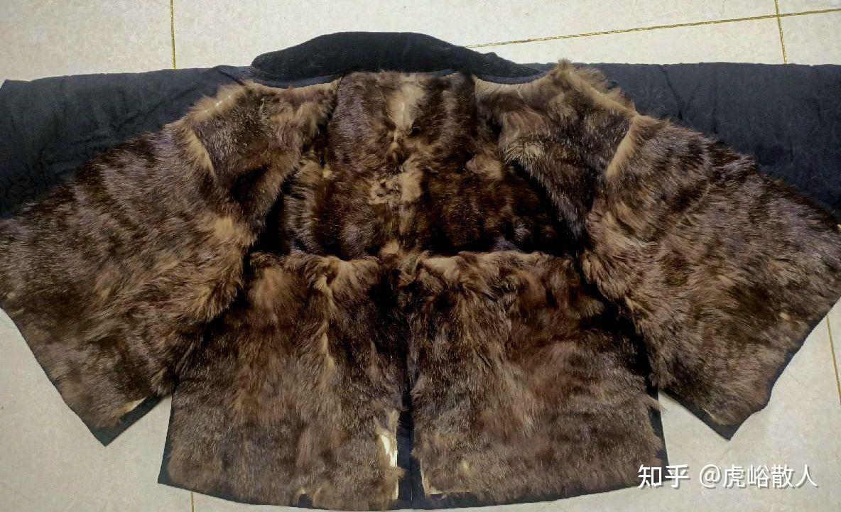 为什么郭德纲相声里有钱人都是海龙帽子的忠实拥趸? - 知乎