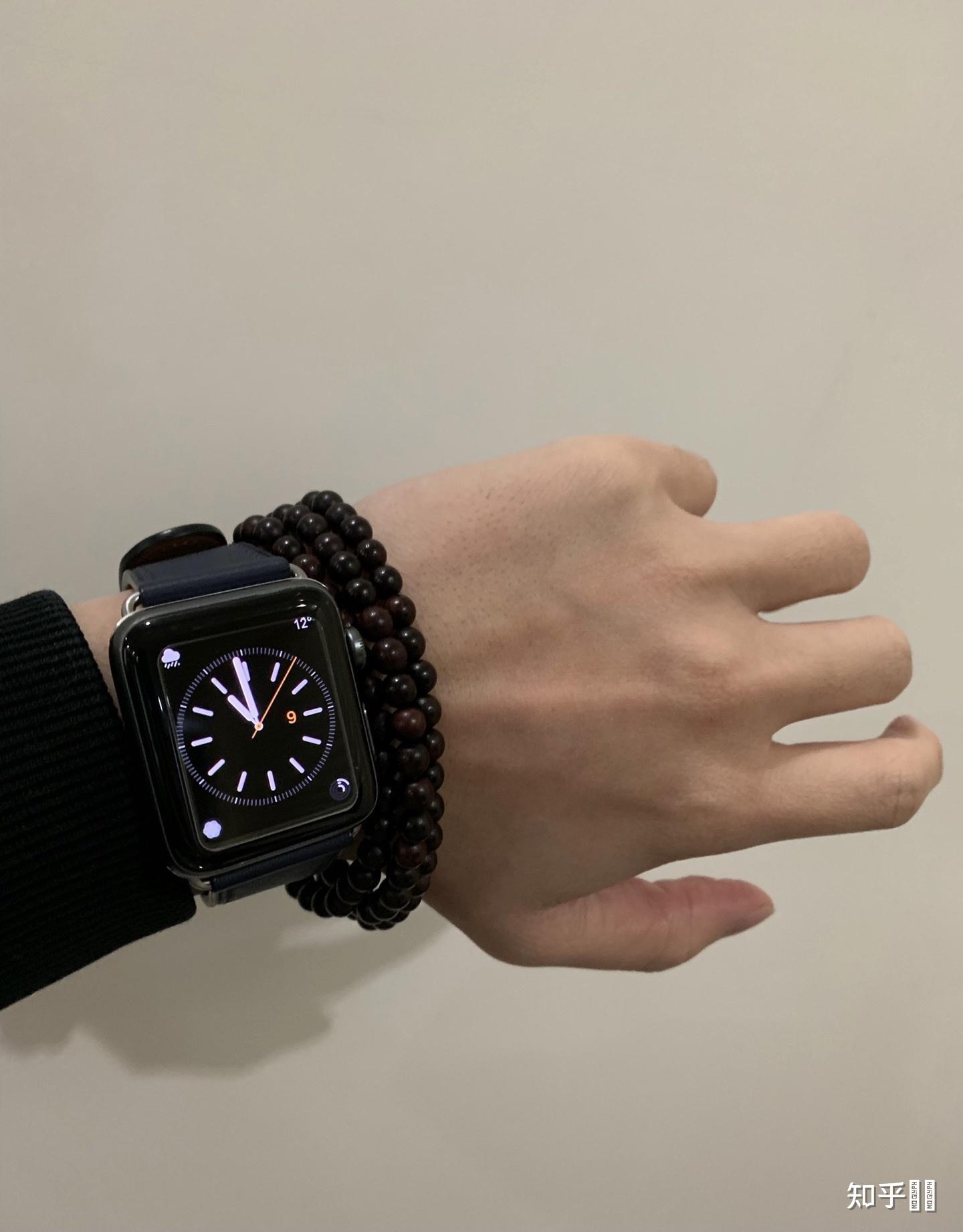 手表和手串怎么搭配好看