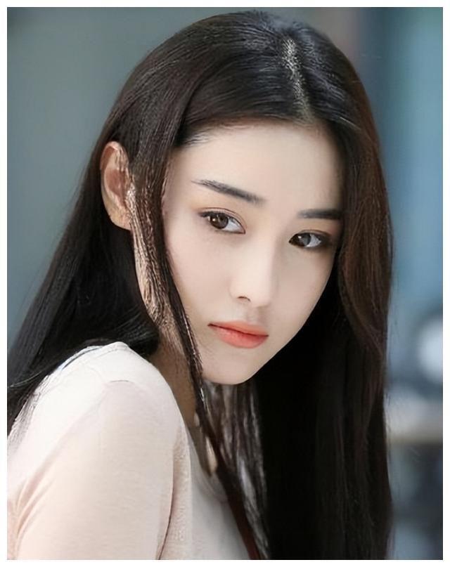 微微一笑很倾城的贝微微应该由谁饰演最合适