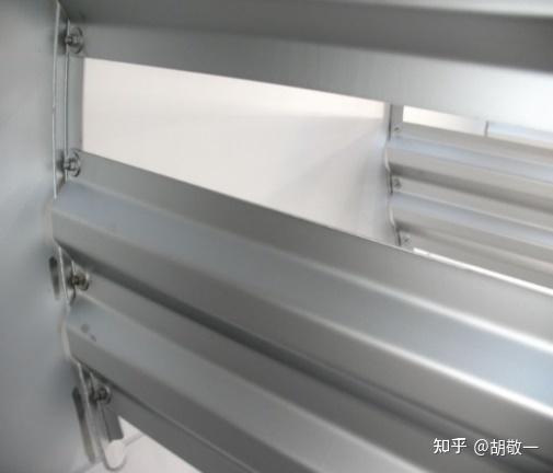 为什么液体运输需要隔板罐箱 - 知乎