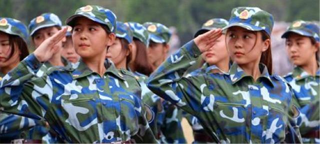 女生軍訓時候妝容怎樣最好? - 知乎