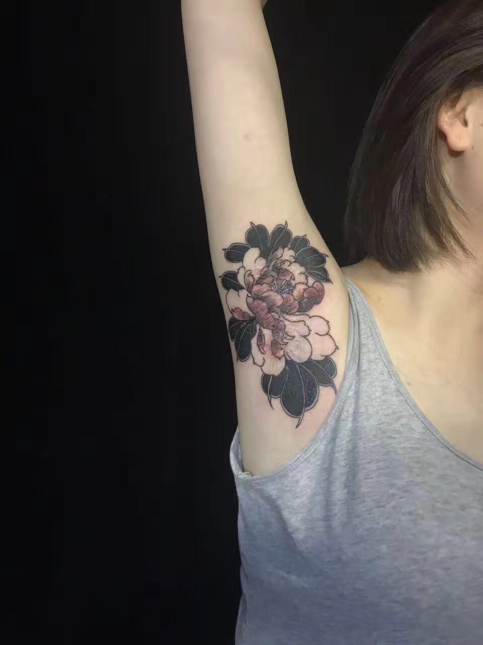 腋下疤痕可以纹身吗? - 知乎