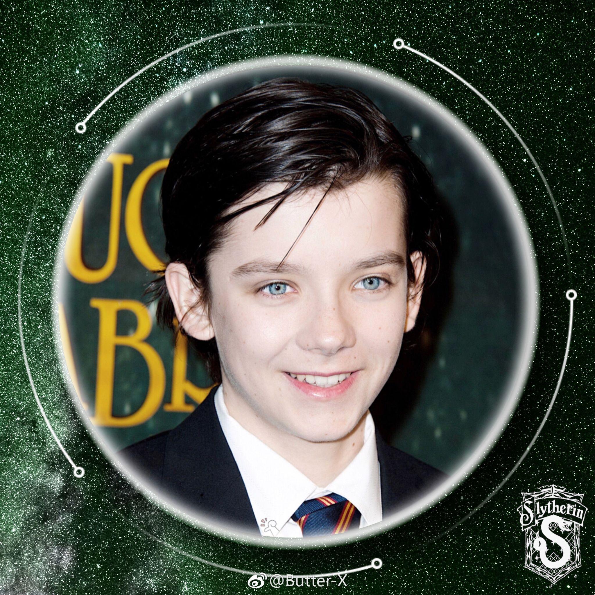 世界上有没有黑发蓝眼的人? - 知乎