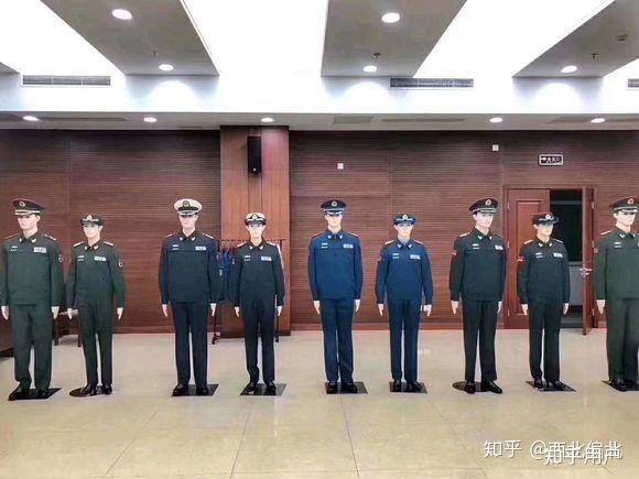 如何评价和酷似俄军14勤务服的我军夹克式常服?