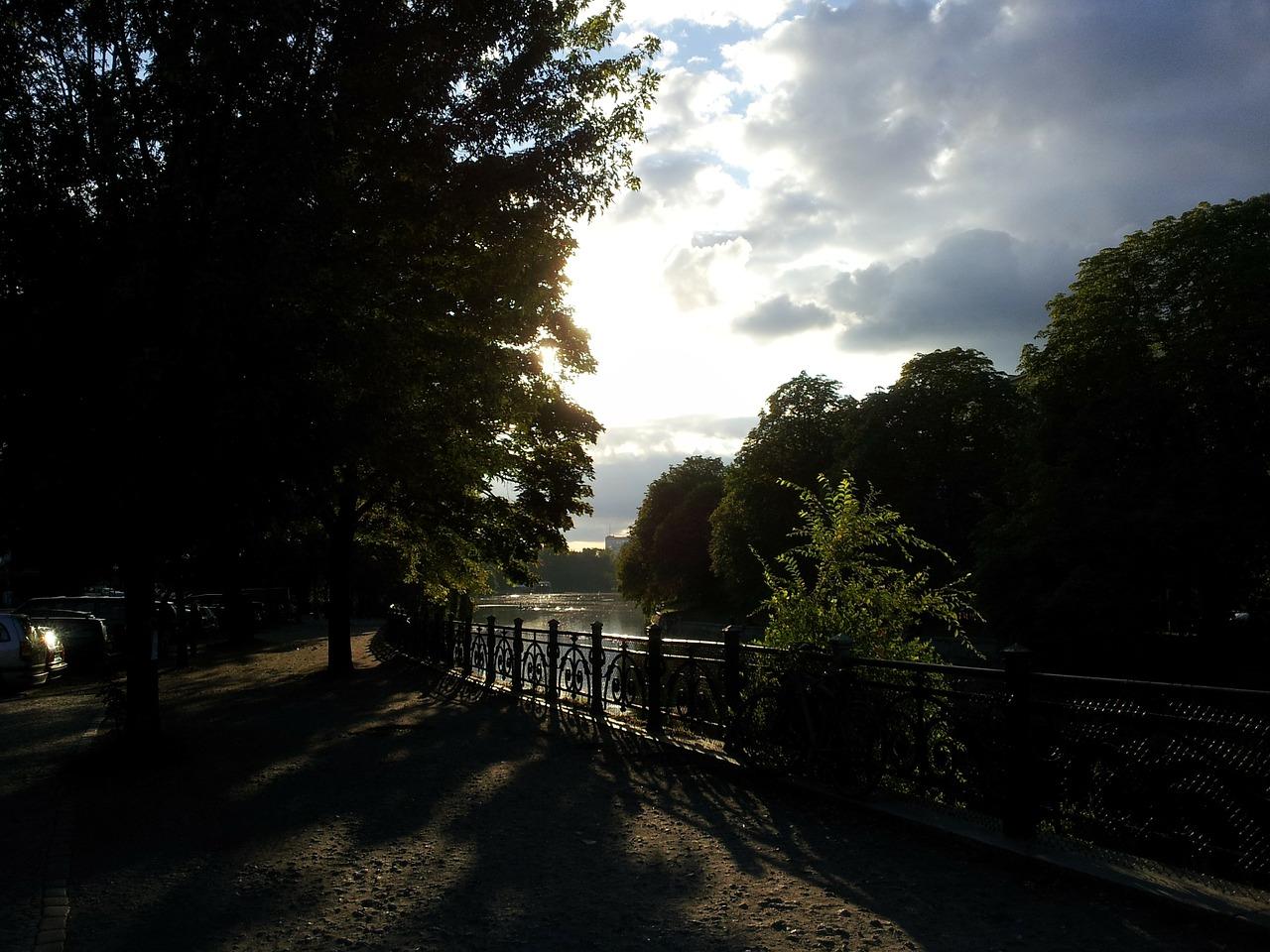 3. 周边配套分析