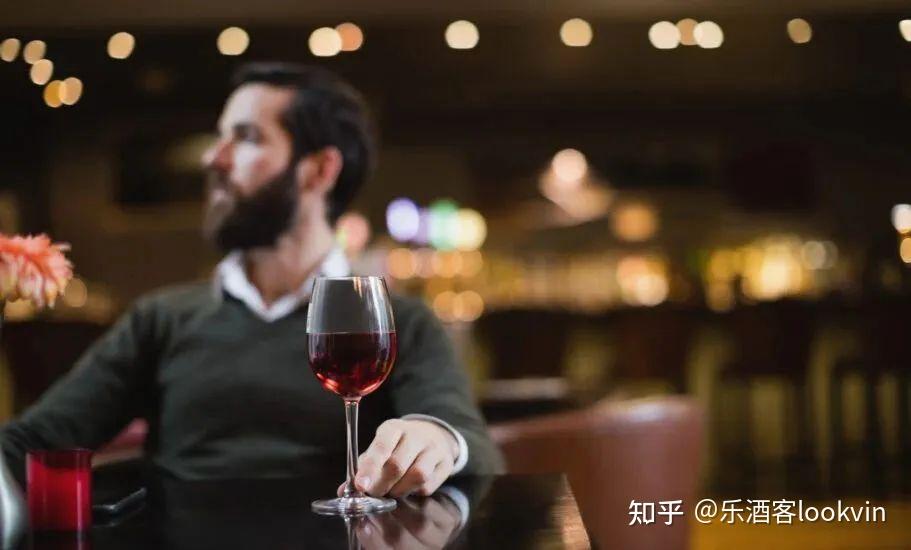 十亿瓶起泡，拽不住意大利下滑的葡萄酒零售 - 知乎