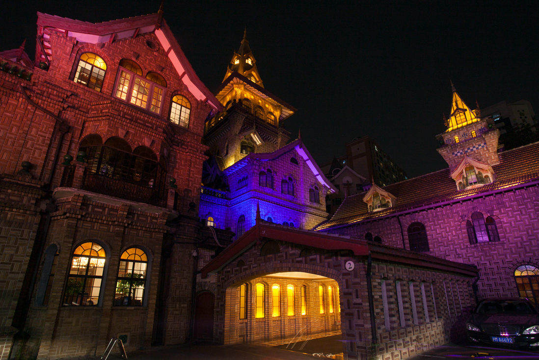 去上海旅游计划时间两天有哪些必须要去看的地方