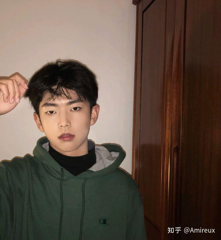 单眼皮男生能有多帅