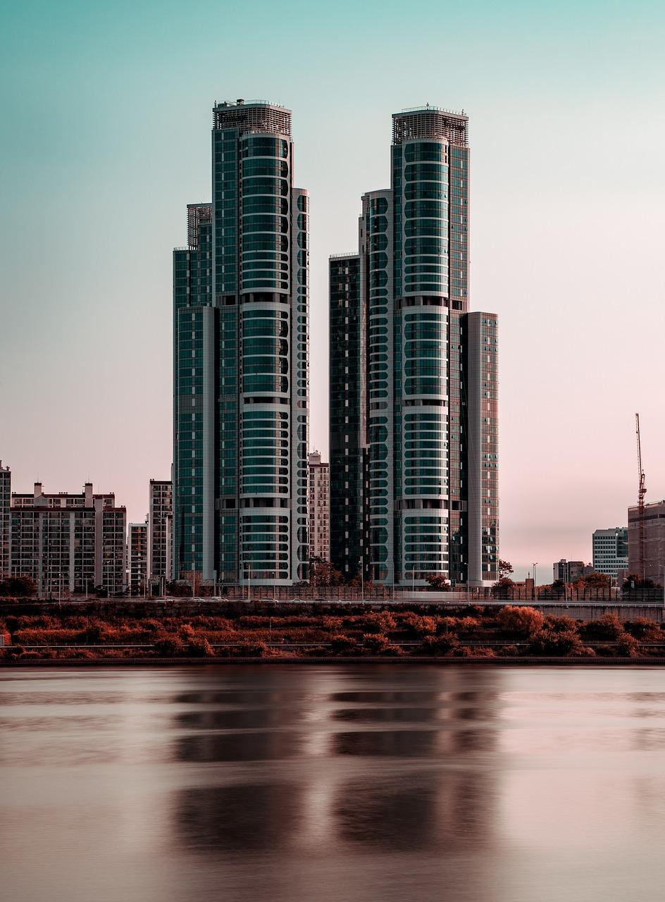 金色路桥是什么意思