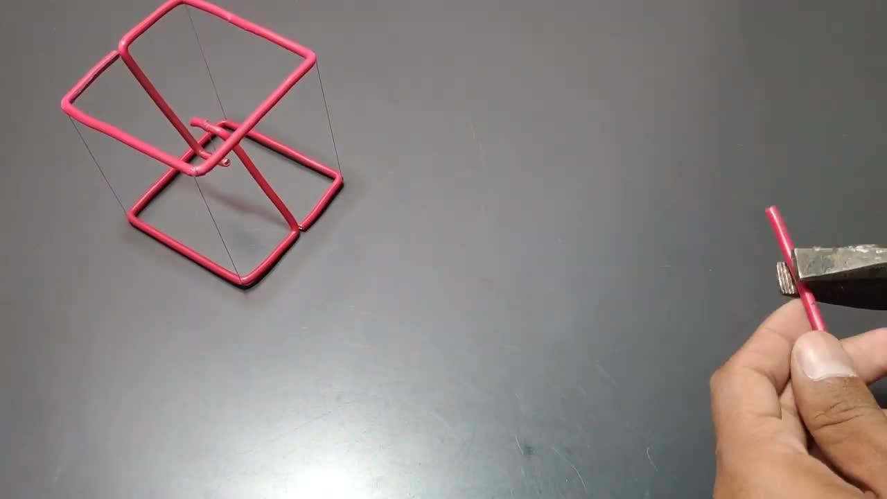 如何用铁丝制作反重力张力装置