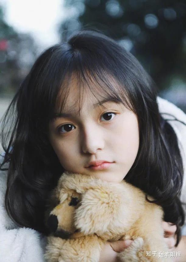 探春五六岁,黛玉就看出她"顾盼神飞见之忘俗",有那么早熟吗? - 知乎