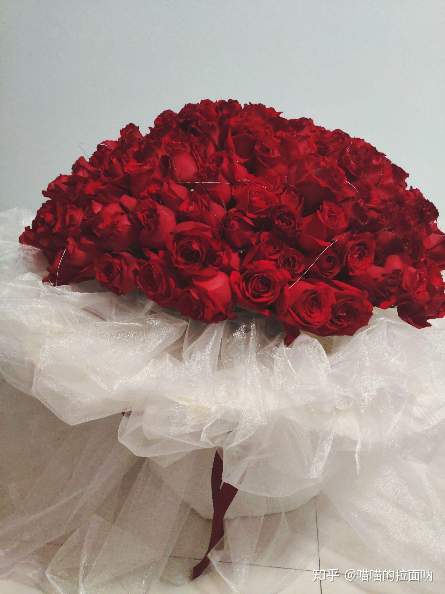 收到999朵玫瑰花是一种怎样的体验? - 知乎