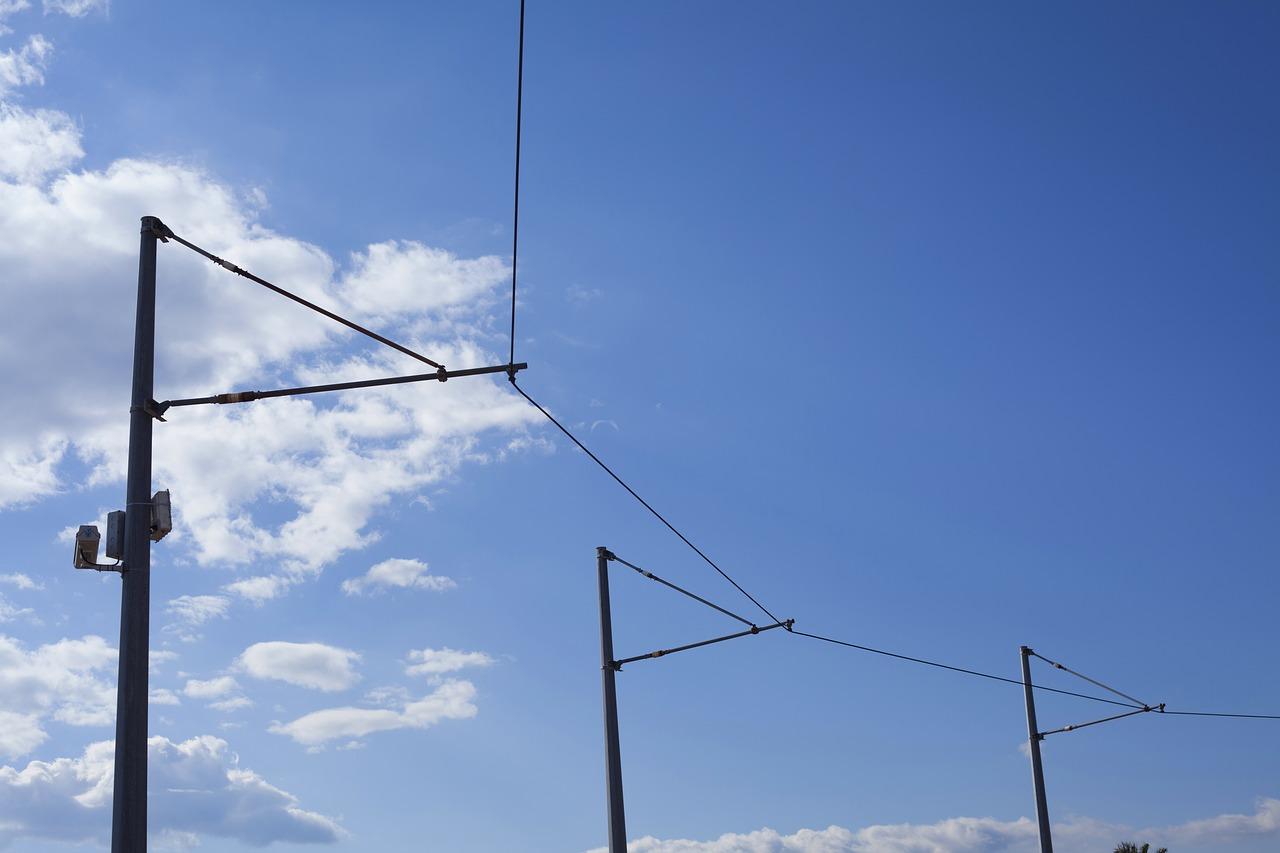 家里电线短路如何维修