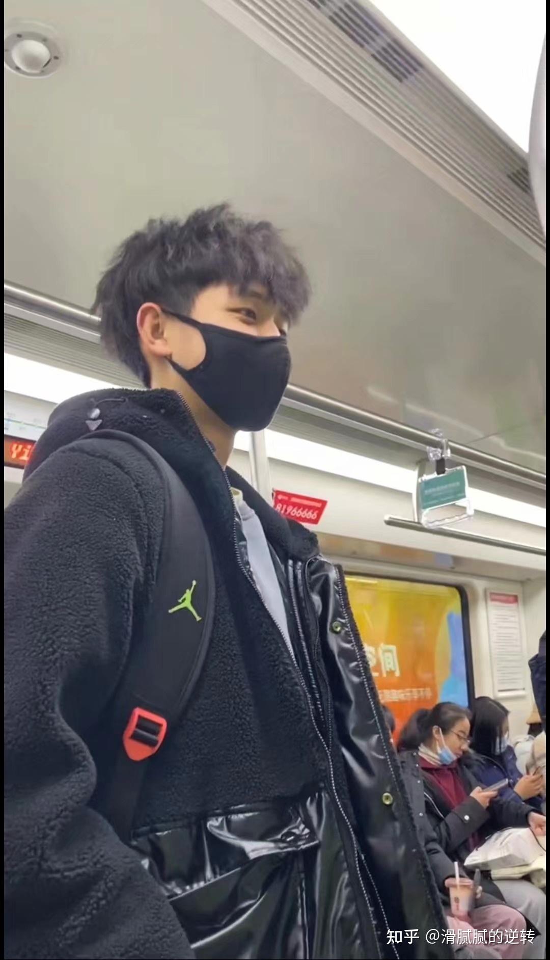 我是高二学生,至今是母胎solo,想找几个帅哥当朋友怎么办,来点实际的