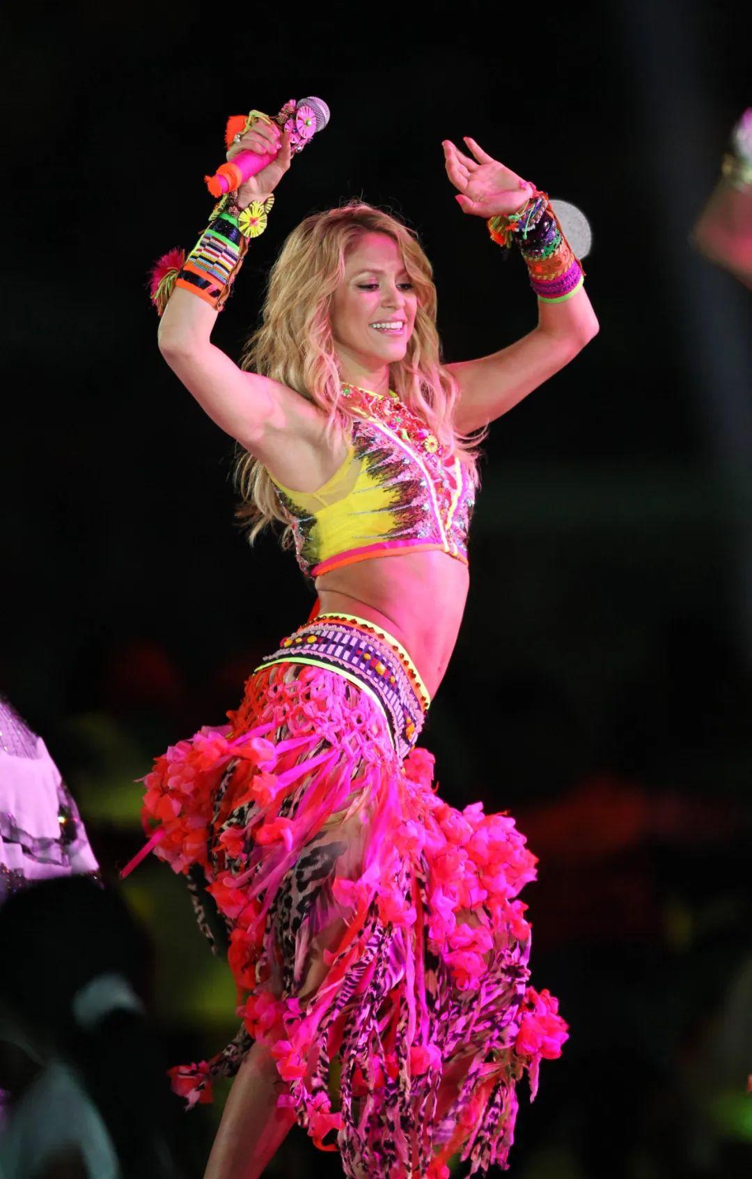 如何看待「拉丁天后」夏奇拉被控逃税 1450 万欧元,或被判 8 年监禁和