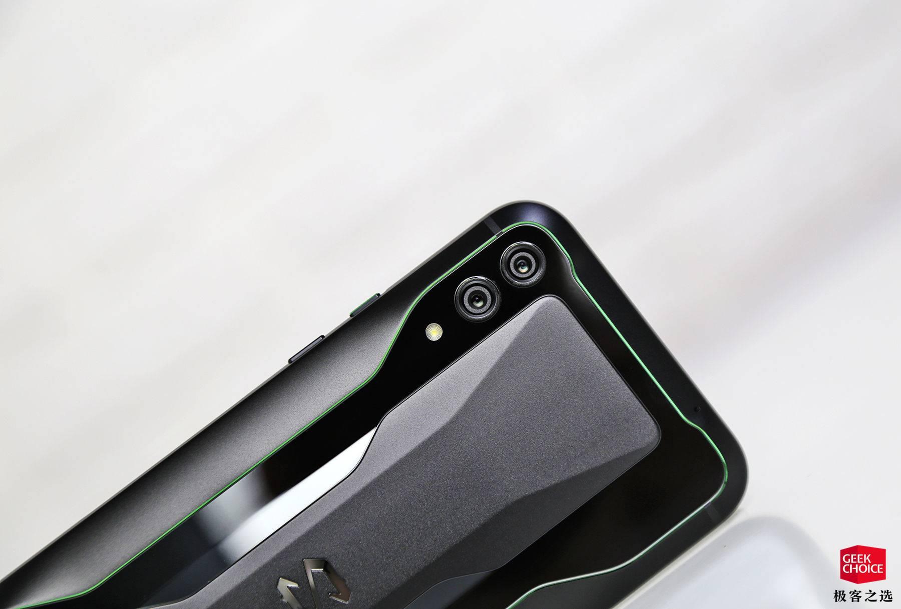 如何评价2019年3月18日发布的黑鲨游戏手机2代亮点和槽点分别是什么