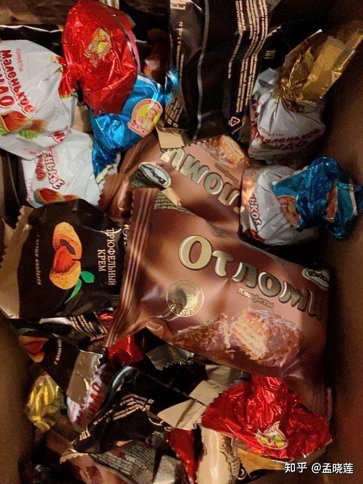 在家真的好想吃零食啊有没有好吃又不贵的零食推荐呢要是好吃贵点也