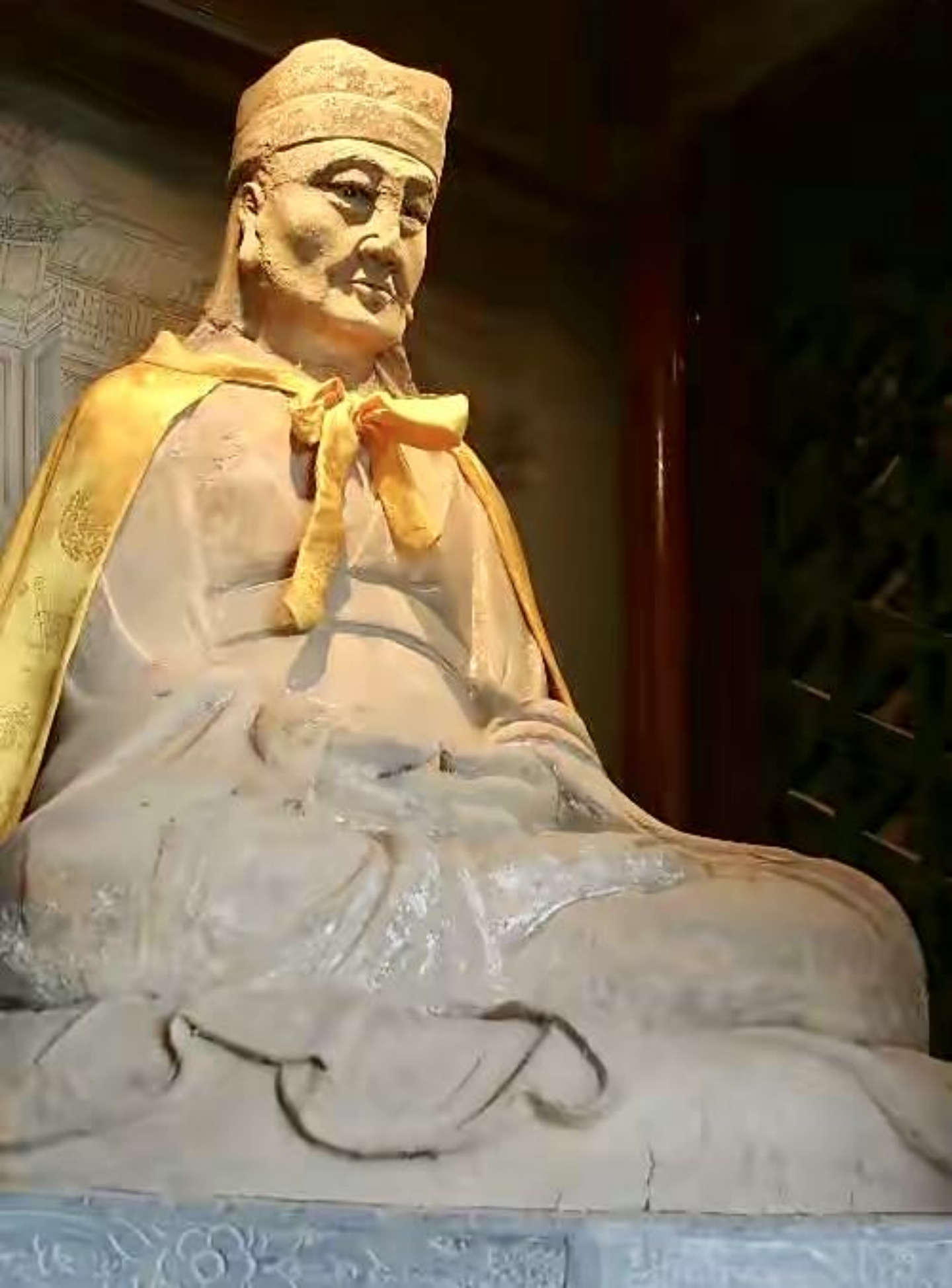 六祖惠能真身千年不坏,至今供奉在广东韶关南华寺,大师圆寂后真身不坏