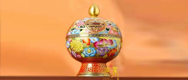 天菁瓷器:绝妙的瓷上描金,高贵不失优雅,低调不失奢华,展宫廷富丽之美 - 知乎
