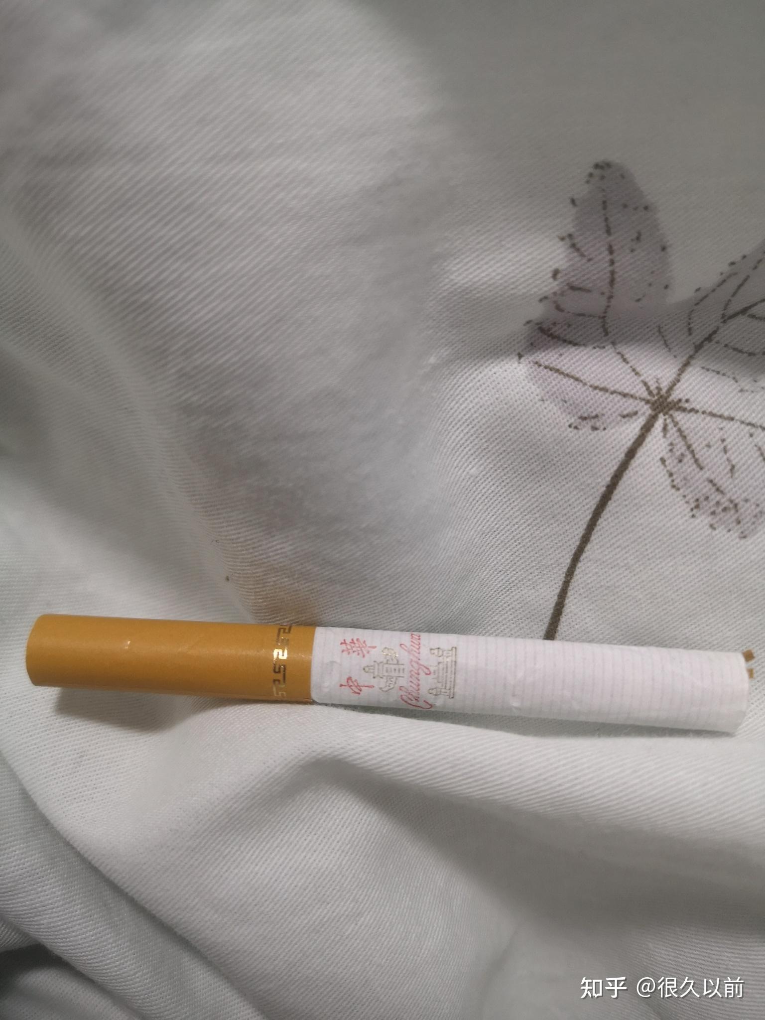 中华香烟烟嘴上有一条金色的花纹 烟纸上没有数字 是啥中华? - 知乎