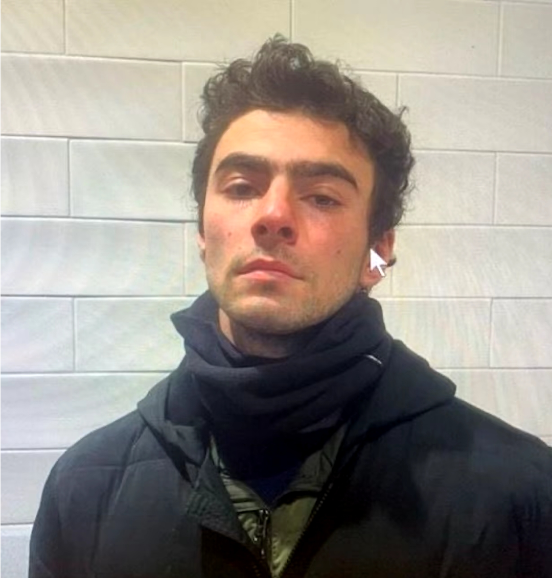 如何看待纽约健康保险CEO枪杀案凶手Luigi Mangione被捕? ? - 傅卓蕊的回答- 知乎