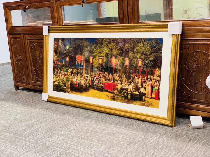 刘宇一《良宵》掐丝珐琅画 整幅作品内容丰富,画面逼真,宏伟辉煌,主题