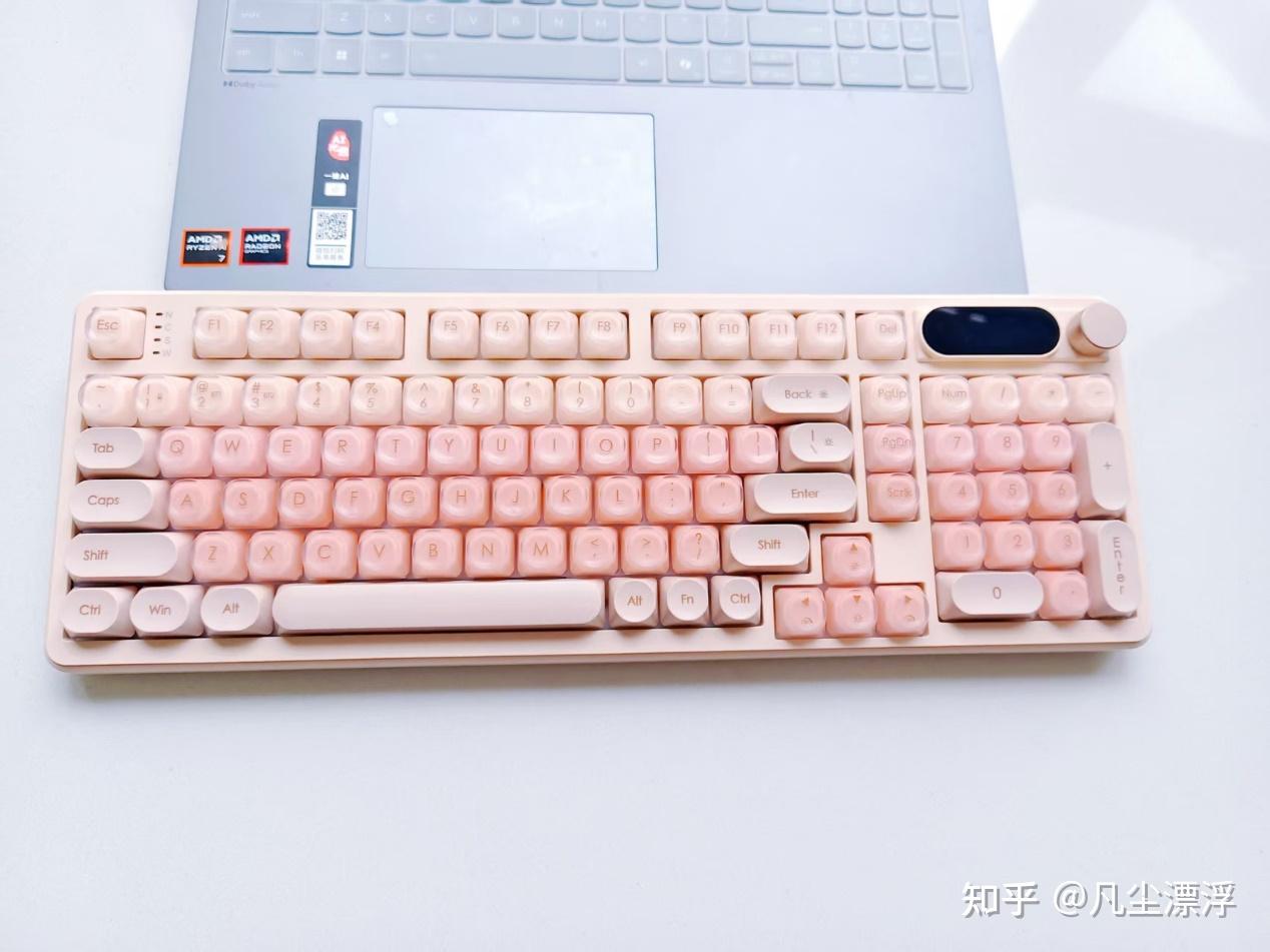 将“粉底液”做进键盘中?BOW-G98这把键盘直接把打工人上班幸福感拉满