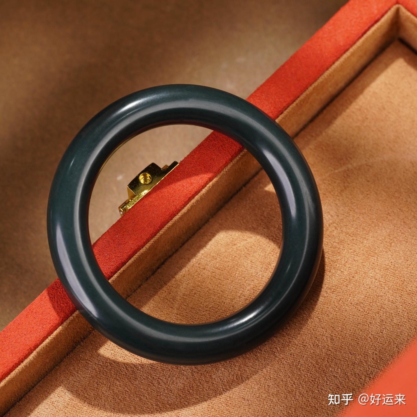 玄青和田玉|最纯正的青色调,一种极致的美! - 知乎