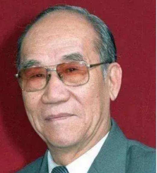著名相声大师侯宝林文G趣事:最高纸帽 - 知乎