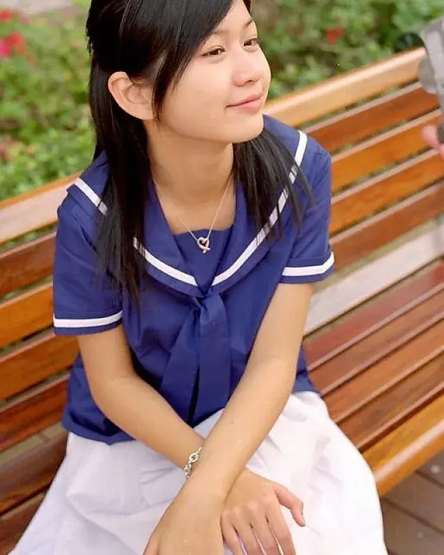 香港中学有哪些好看的校服