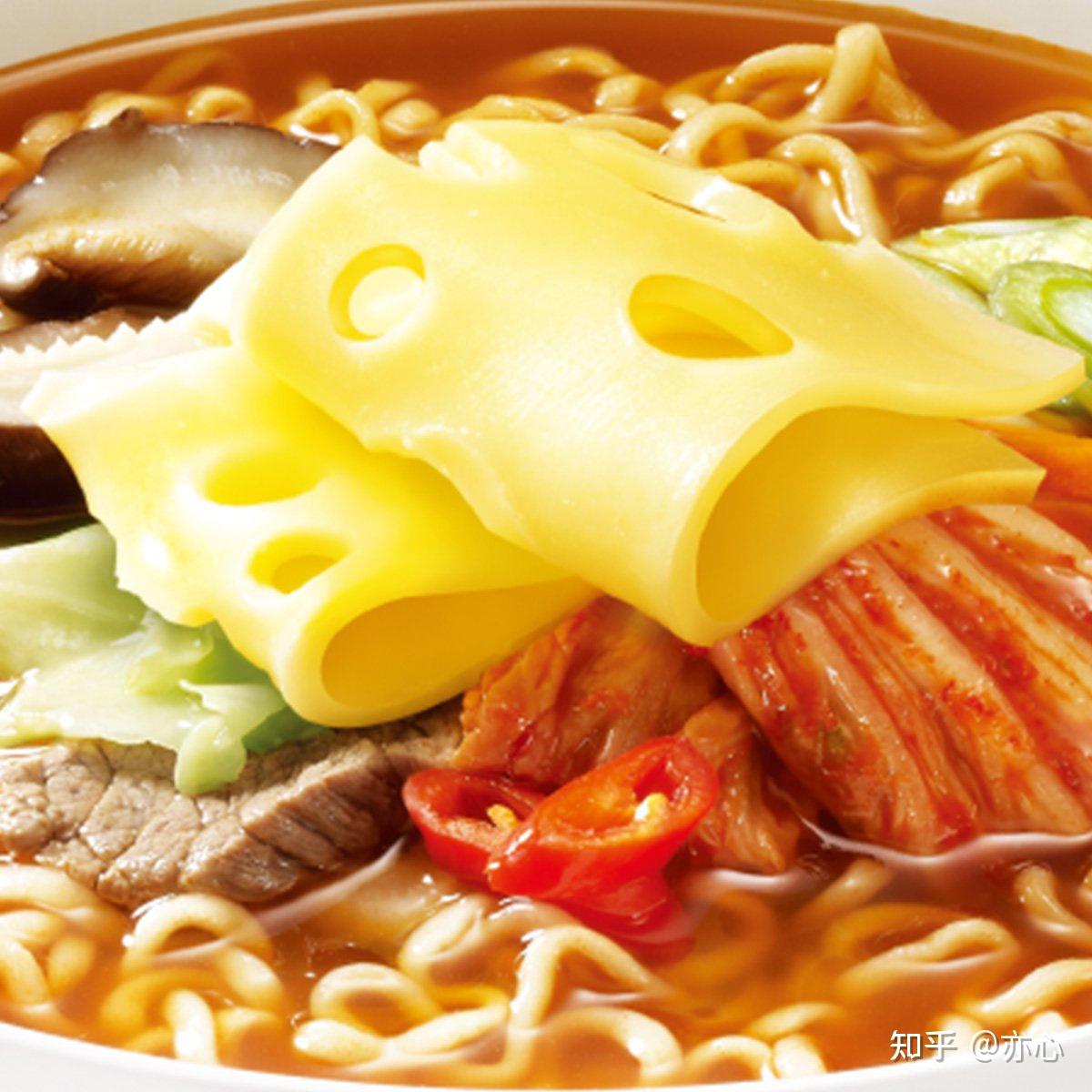 你吃方便面的时候，最喜欢的「泡面搭子」是什么？ - 知乎