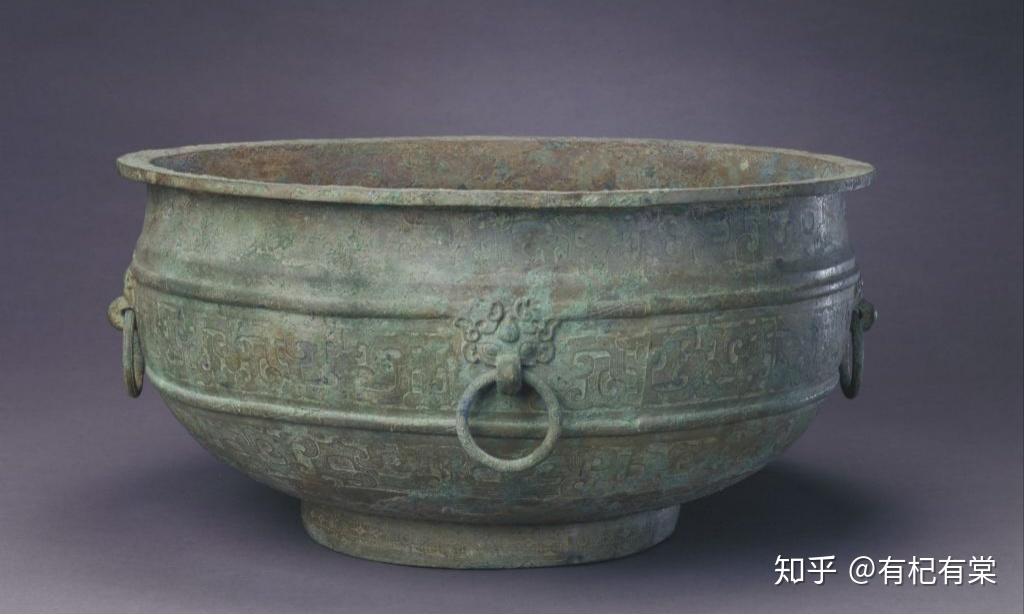 钟鸣鼎食，青铜耀目——浅谈中国古代青铜器的繁荣时期：春秋战国