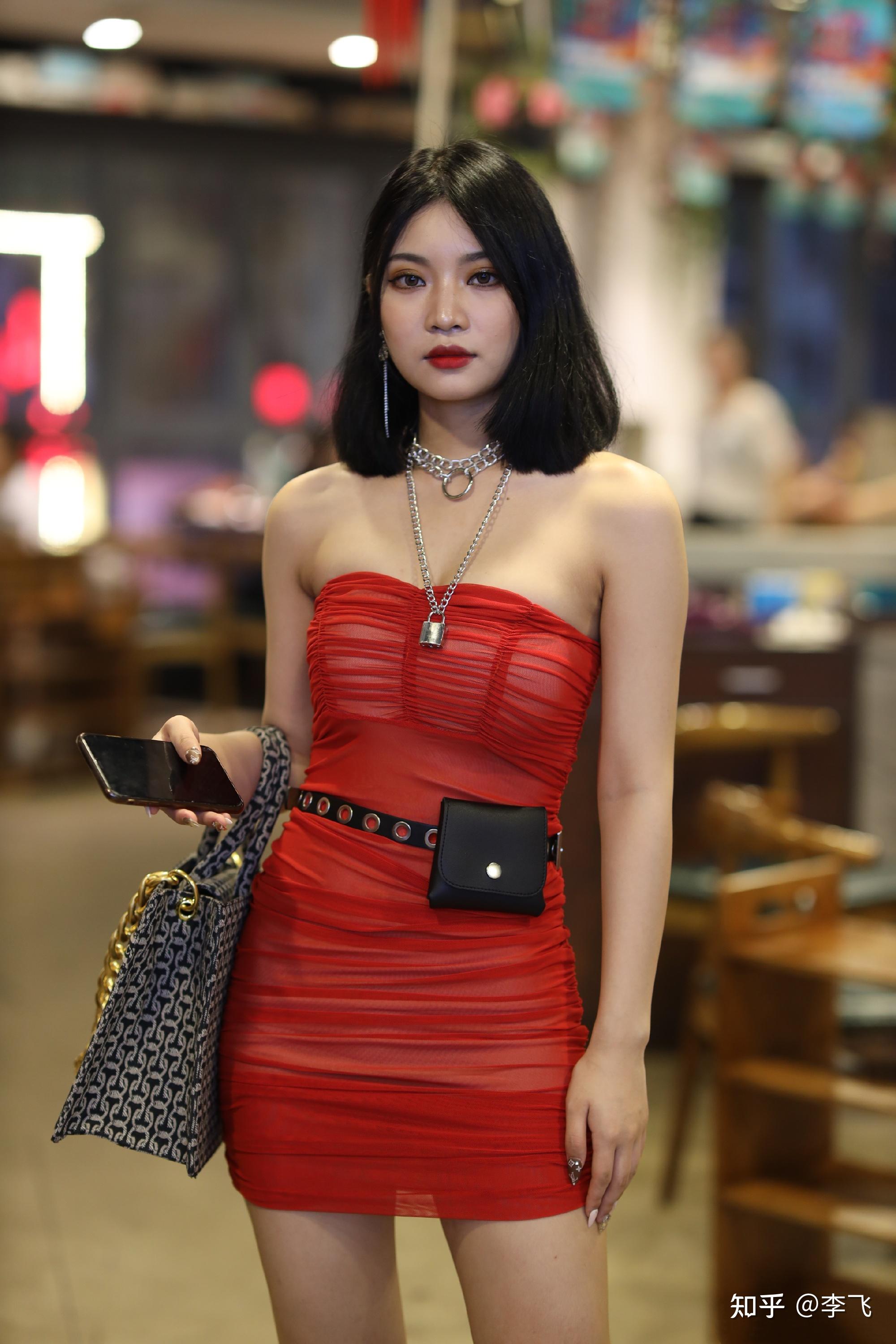 有微胖女生适合的衣服推荐吗? - 知乎