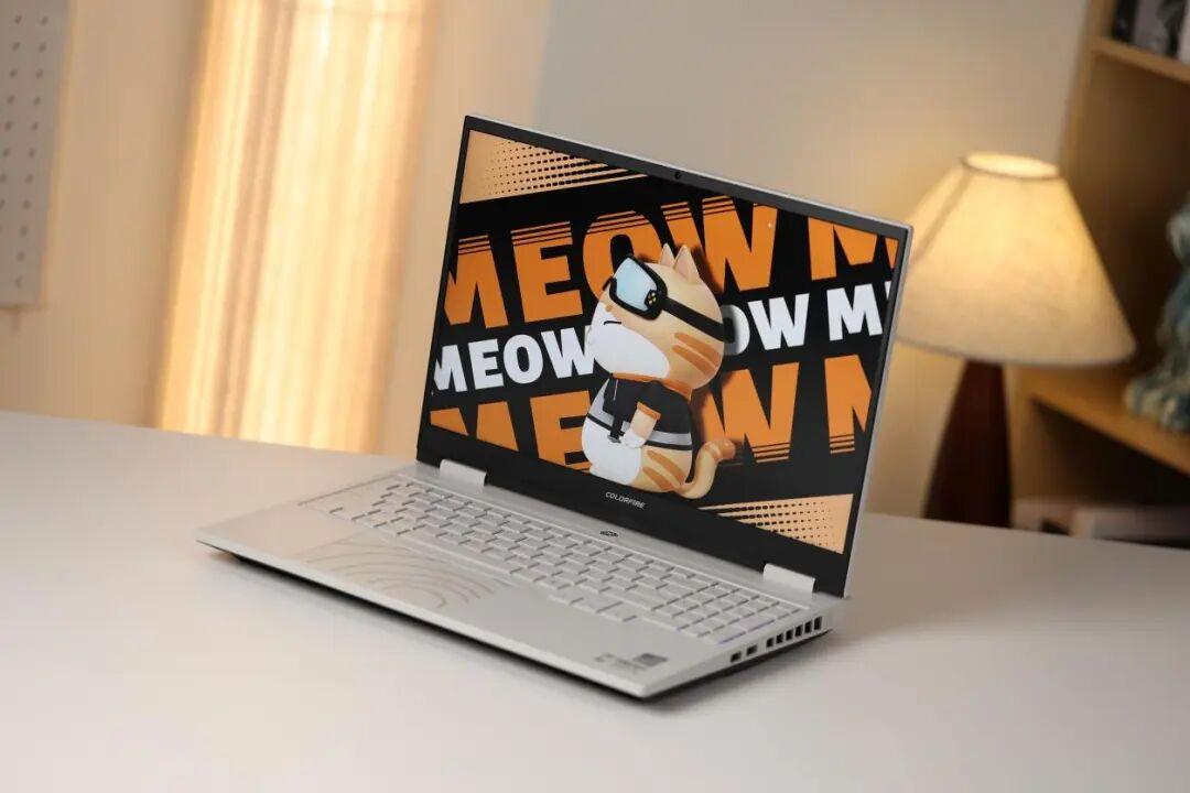搭载锐龙7 8745HX+RTX 5070 Ti,畅玩1600p游戏!“萌趣新潮”COLORFIRE MEOW R16 Pro来了!