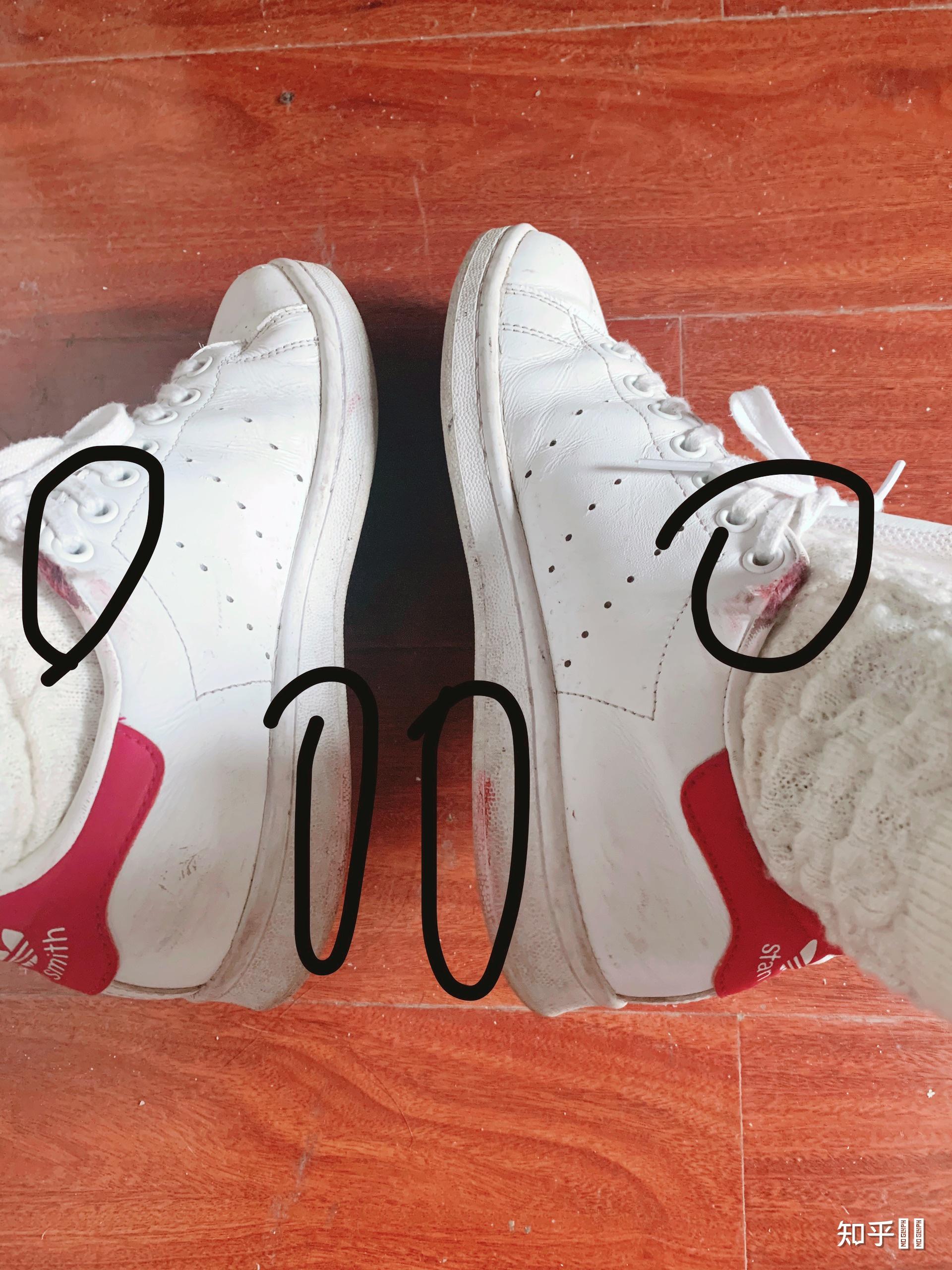 为什么题主的鞋子总是内脚踝处磨损