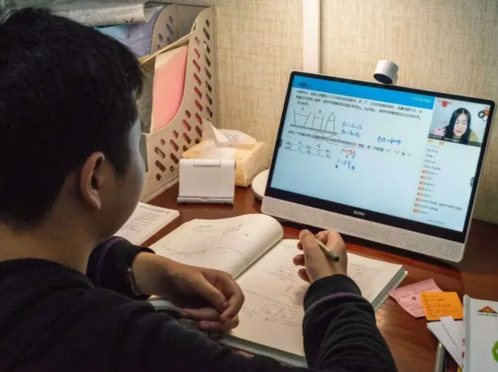 同学们一定要看!网课,是一场自律拼搏赛! - 知乎