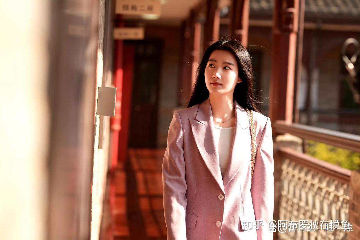 《小巷人家》大结局：李佳就是个心机女，庄图南图她啥呢？ - 知乎