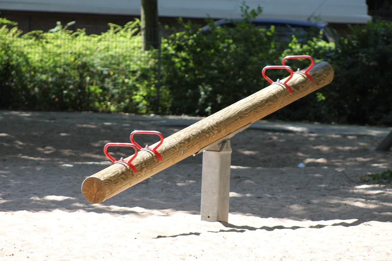 空调风叶固定方法