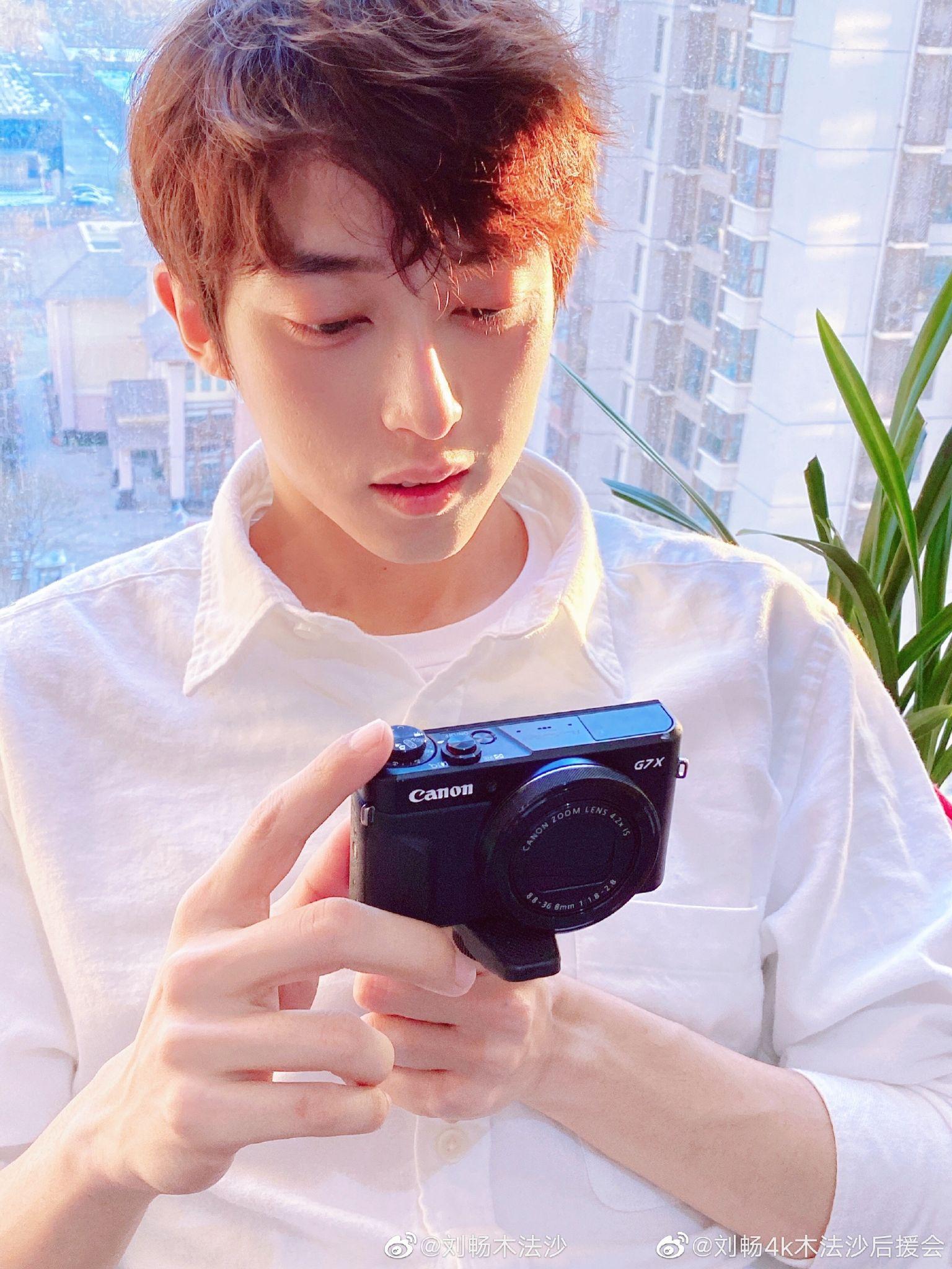 能否提供几张刘畅木法沙的高清壁纸