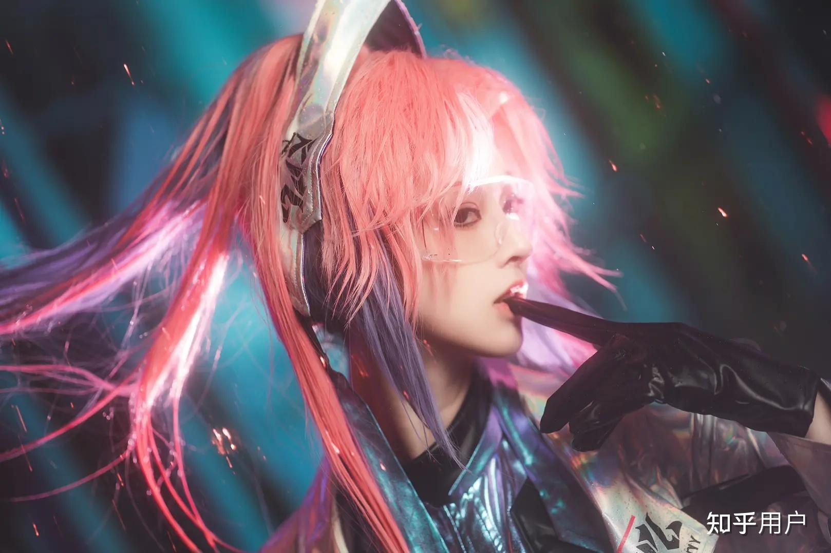 怎么看待小慧君cos的钟离? - 知乎