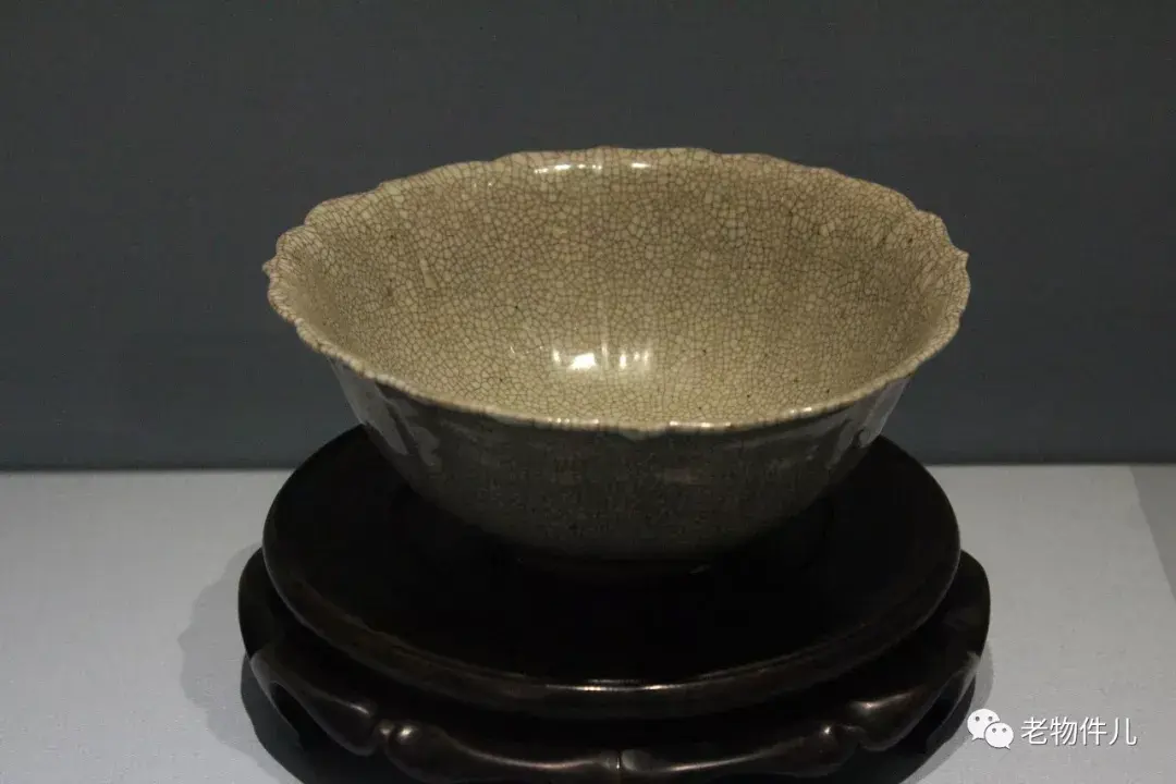 故宫观展】“金丝铁线”哥窑瓷器展（明清仿哥窑篇） - 知乎