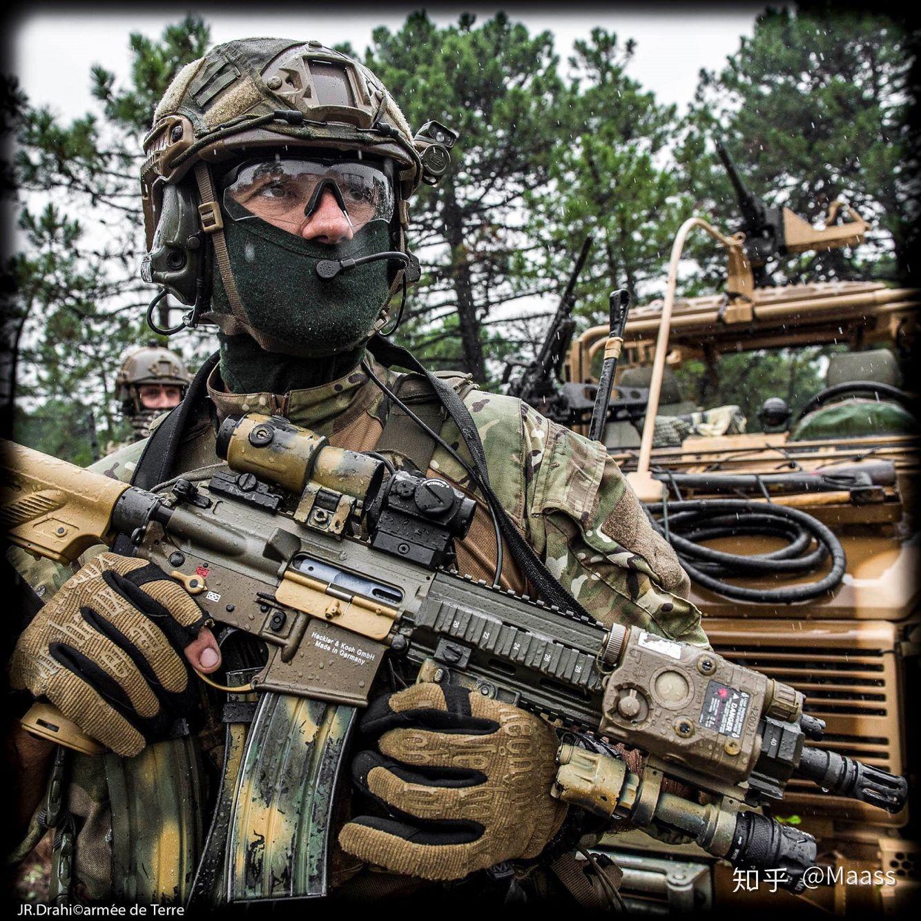 怎么从外形分辨m4和hk416?