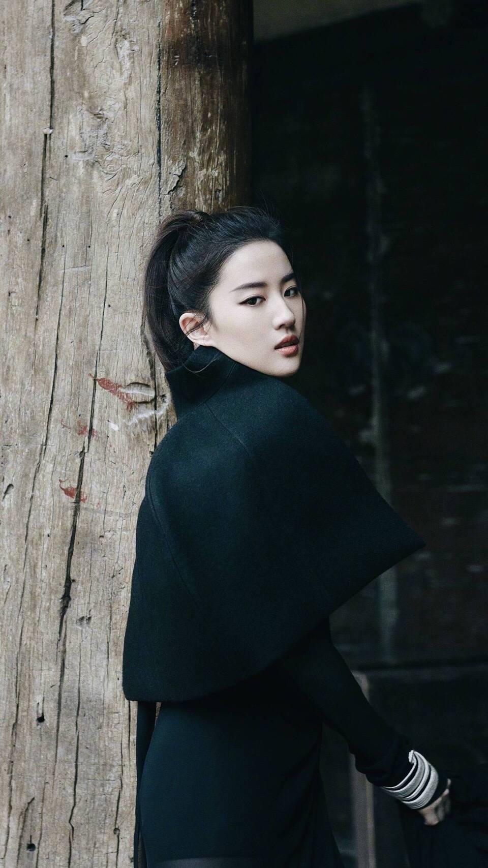 有哪些长得有英气的女生? - 知乎