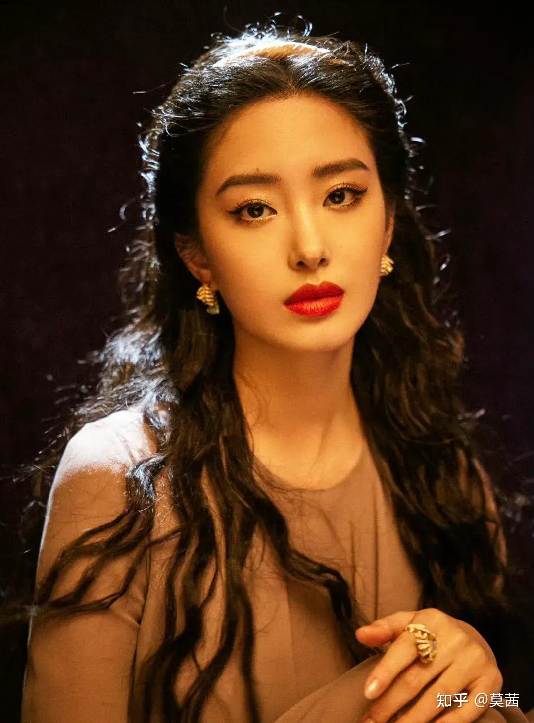杨采钰背后的故事 - 知乎