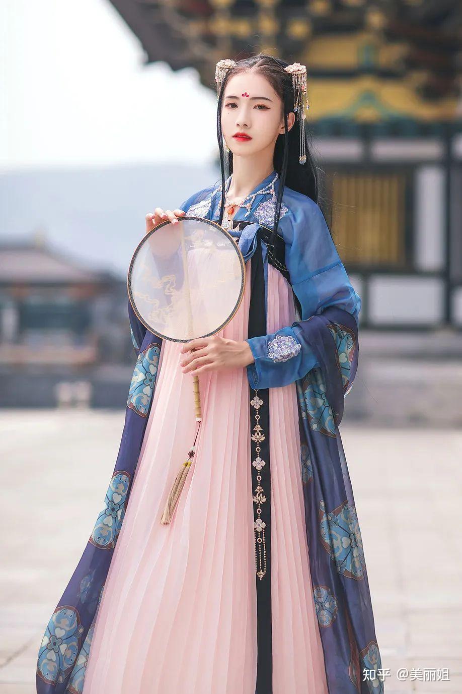 为什么穿汉服的大多是女生百科在线