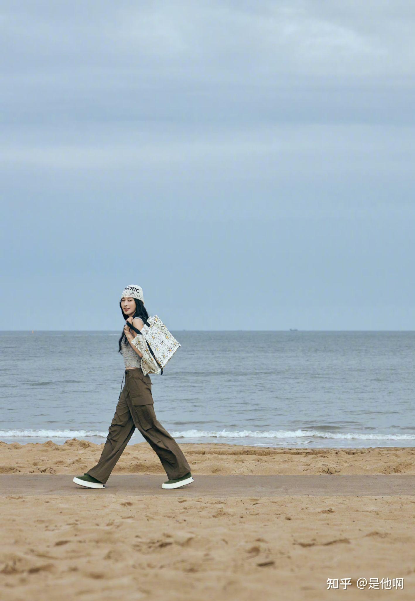 如何评价"小阿悄"张俪的身材? - 知乎