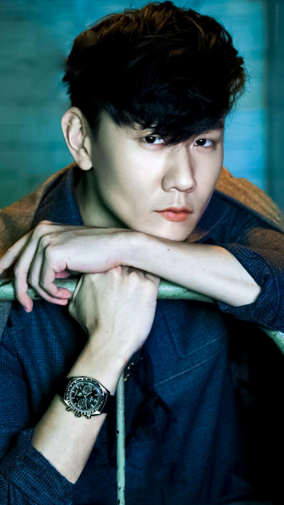 大家晒一下林俊杰的表情包或者帅照ω